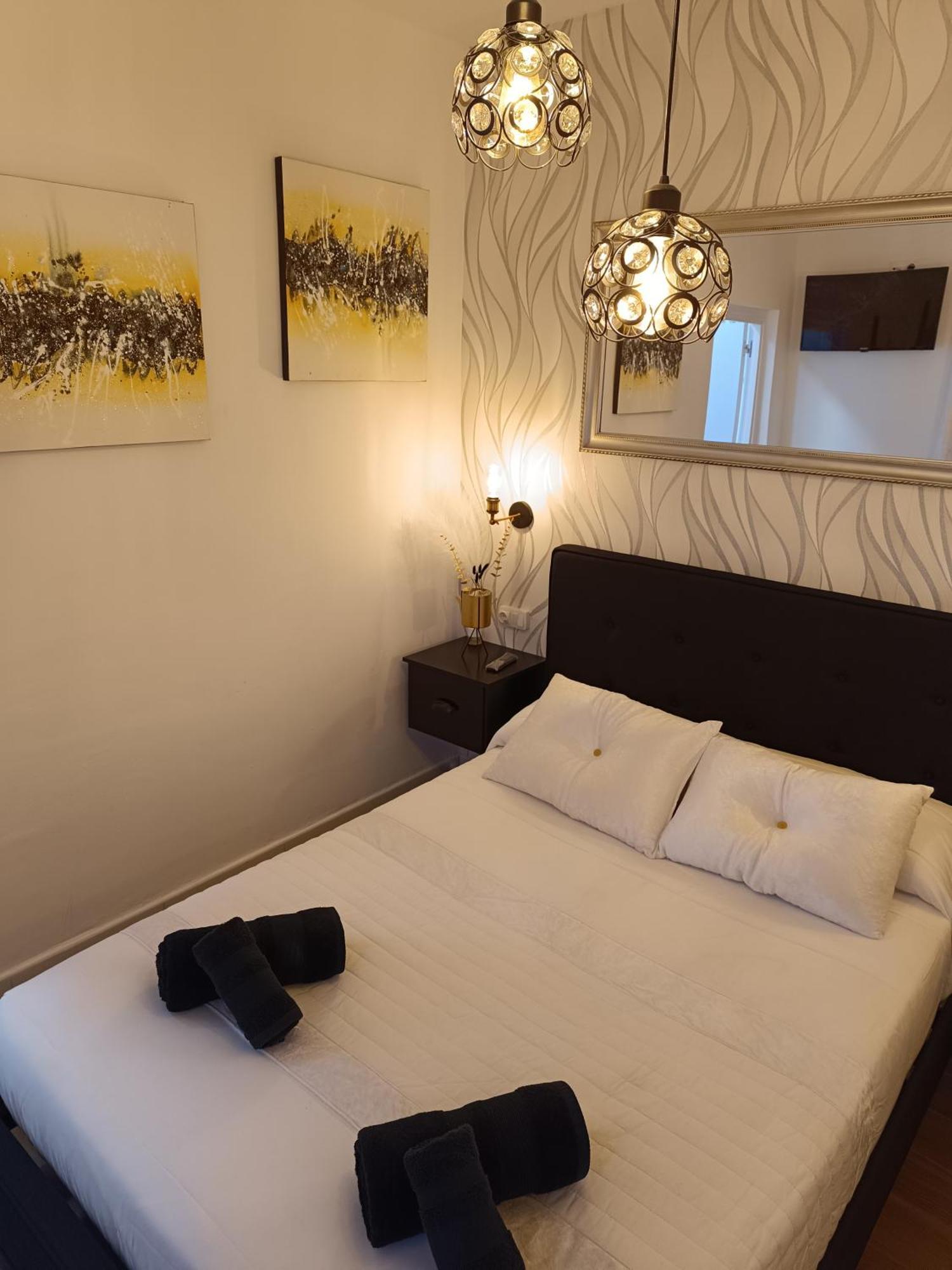 Hostal Casa Blanca Seville Ngoại thất bức ảnh