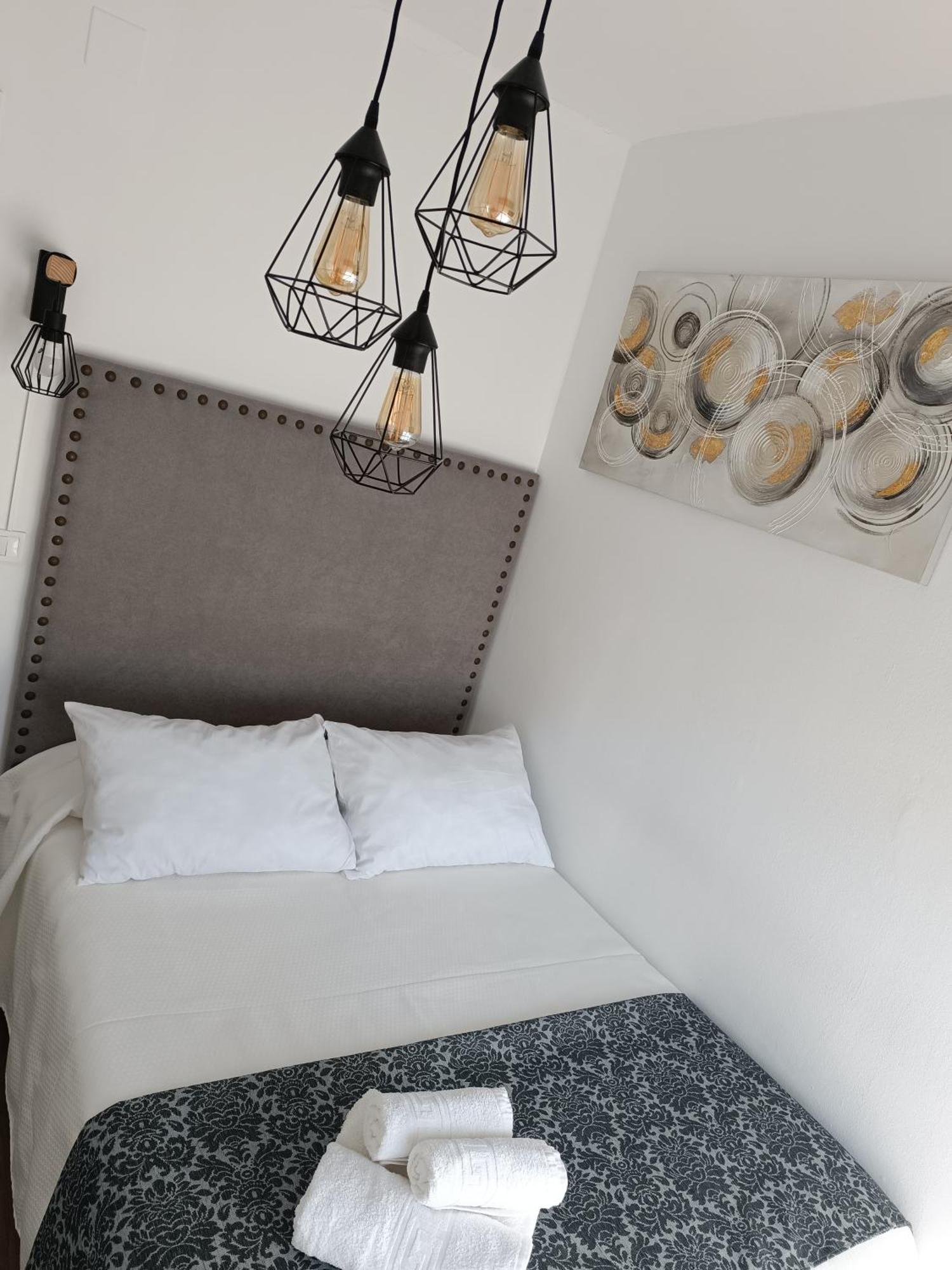 Hostal Casa Blanca Seville Ngoại thất bức ảnh