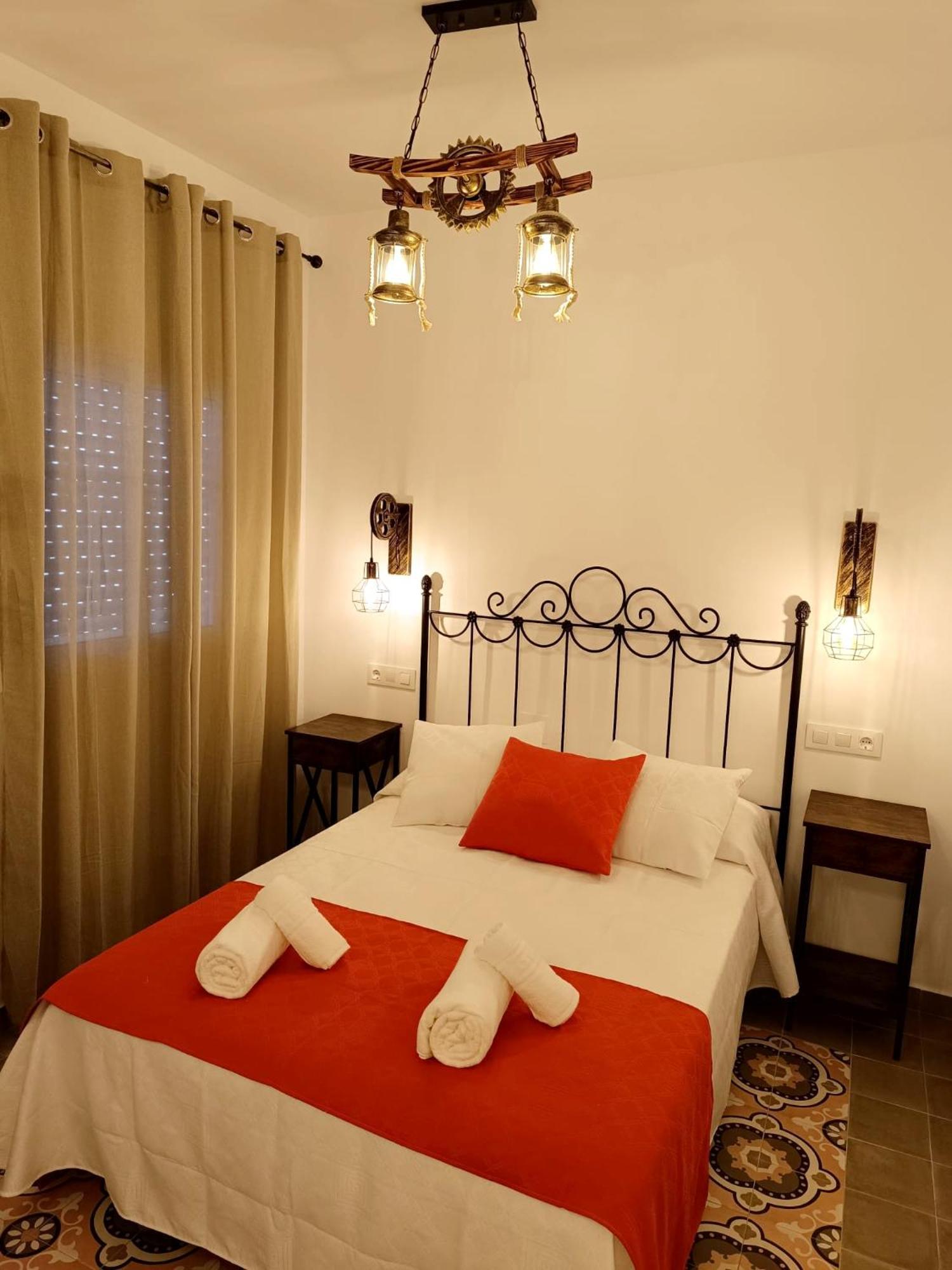Hostal Casa Blanca Seville Ngoại thất bức ảnh