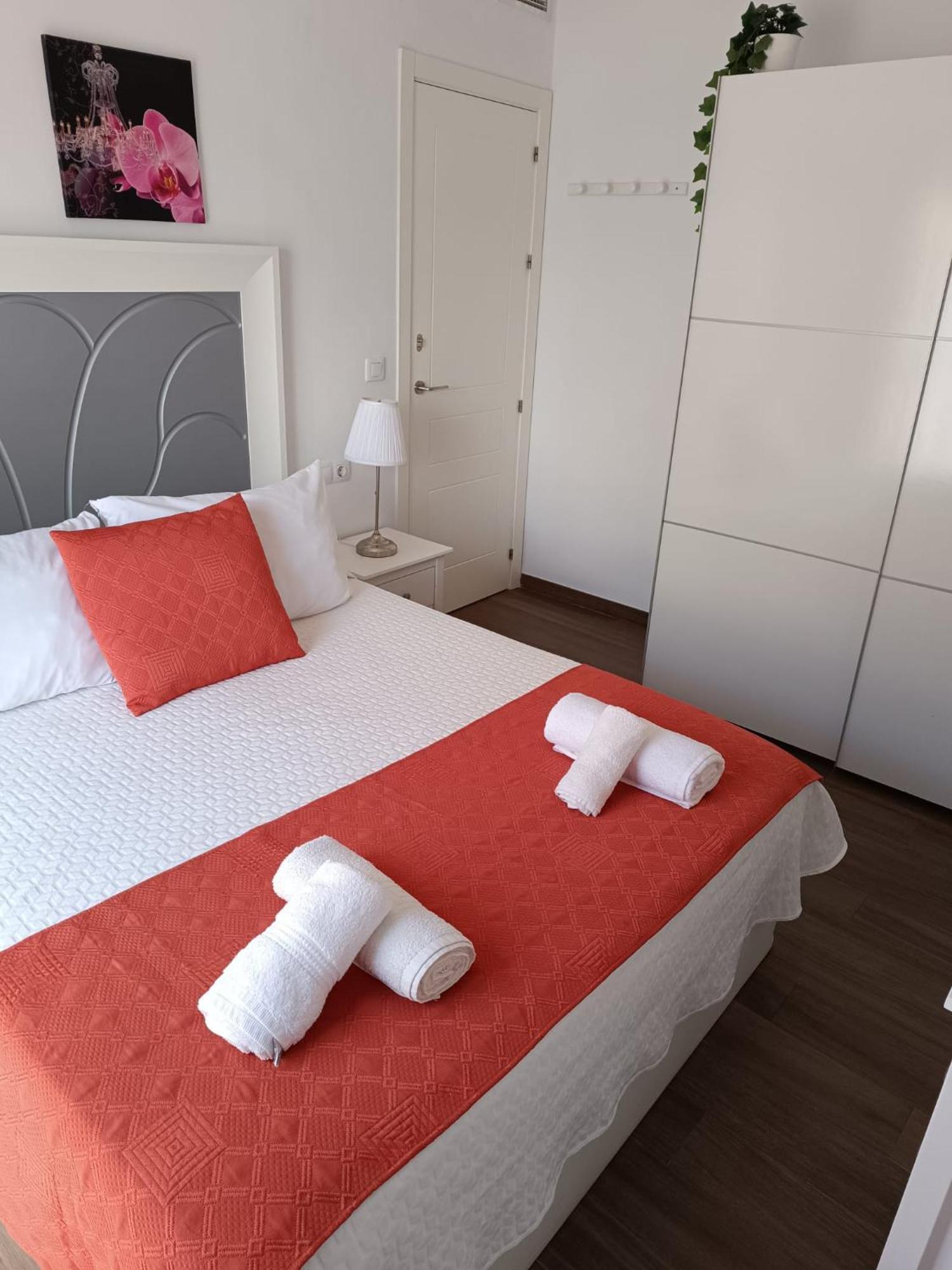 Hostal Casa Blanca Seville Ngoại thất bức ảnh