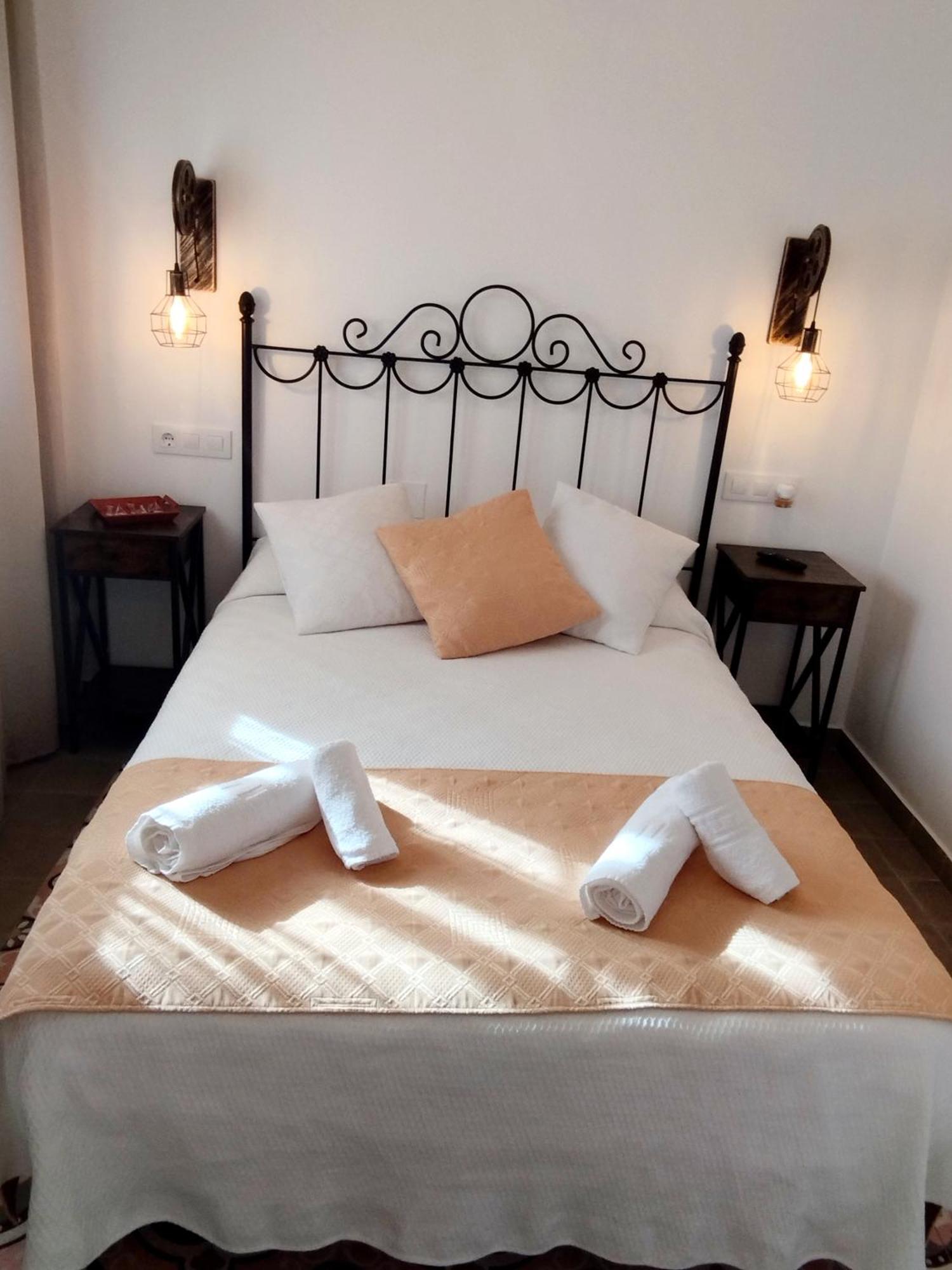 Hostal Casa Blanca Seville Ngoại thất bức ảnh